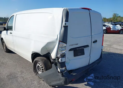 2017 Mercedes-Benz Metris z USA, uszkodzony, nr VIN WD3PG2EA3H3217098